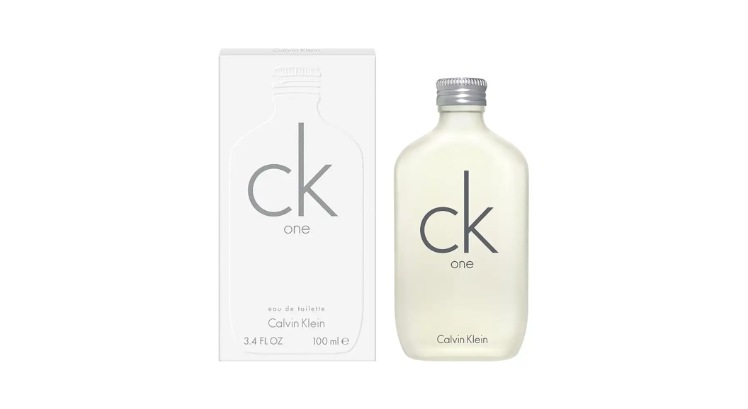 Calvin Klein CK One eau de toilette, parfymeflaske med eske på hvit bakgrunn